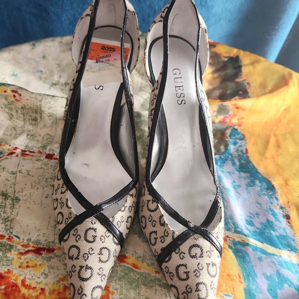 GUESS Monogram Black and Cream Heels